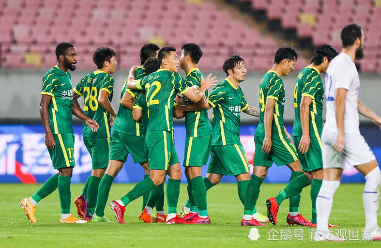 媒体人@吴頔basketball更新社媒表示：“一个联赛的核心价值是比赛质量，广厦对判罚不满，裁判水平需要提高是一方面，另一方面，广厦直接将最后一节半比赛变为垃圾时间，这种做法直接影响到CBA的品牌价值，影响到所有赞助商和球员工作人员的利益。
